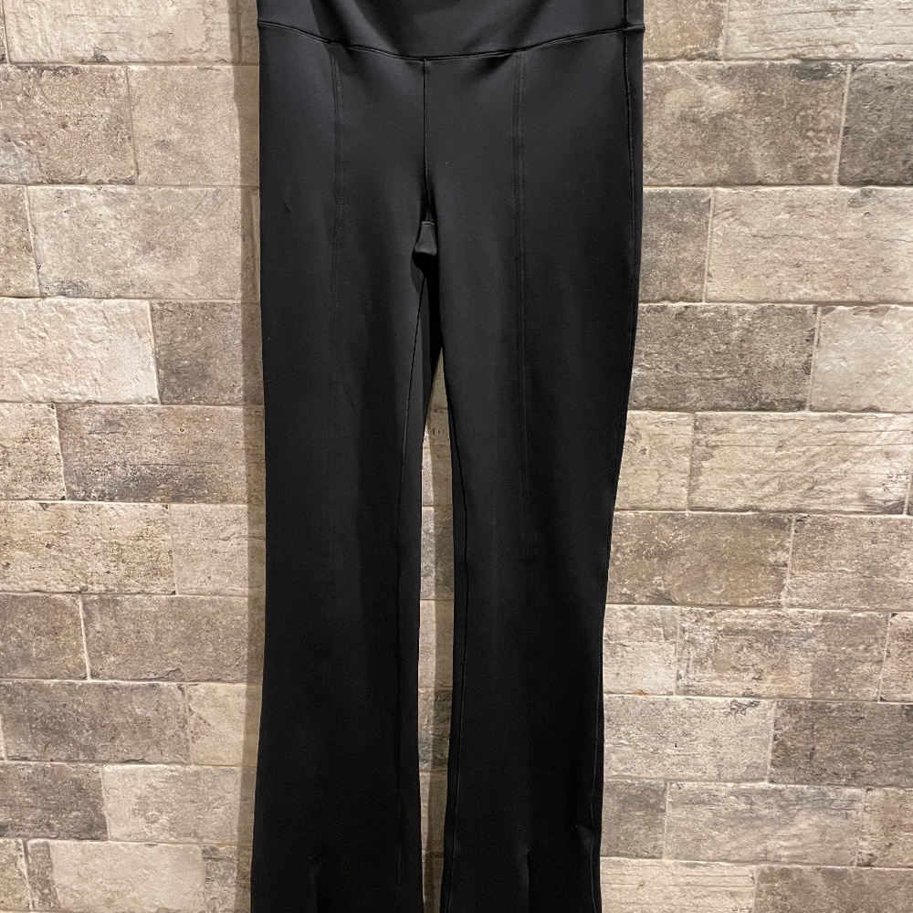 ❤️ GAP FIT BLACK ECLIPSE SKY HIGH RISE POWER SPLIT FRONT FLARE LEGGINGS SIZE XS